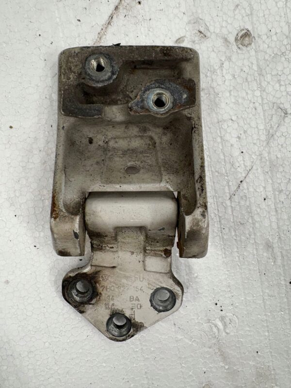 a4976b7352f34bc0ee1ad328811aab77