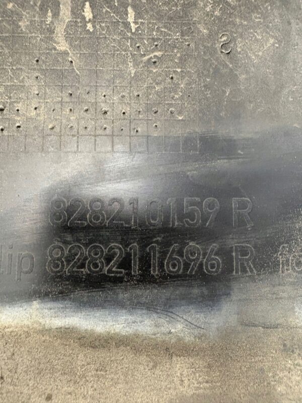 LISTWA DRZWI BOCZNYCH LEWA MASTER III 828210159R