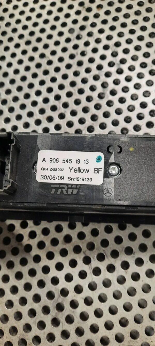 PANEL PRZYCISK SZYBY A9065451913