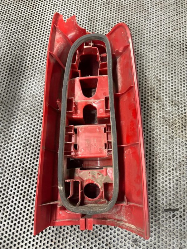 LAMPA TYLNA LEWA MASTER II 01362941