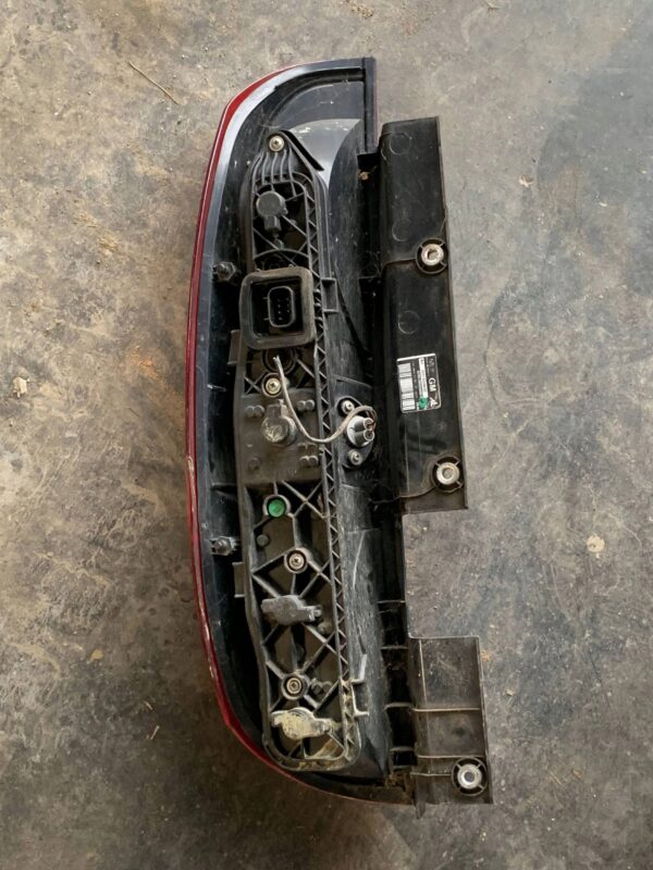 LAMPA PRAWY TYŁ FIAT DOBLO 00519248430