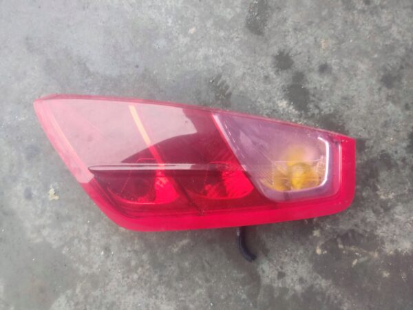 LAMPA PRAWY TYŁ FIAT GRANDE PUNTO 27460202