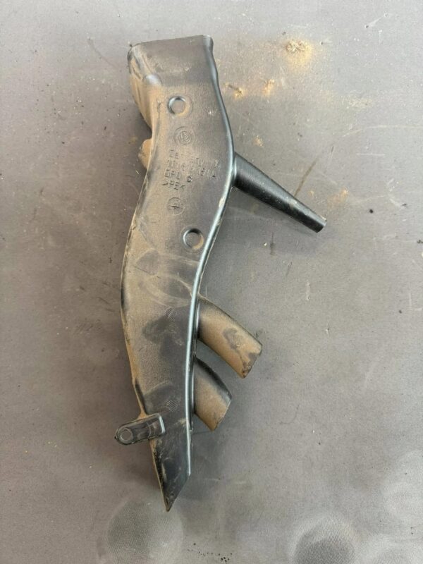 KANAŁ POWIETRZA VOLKSWAGEN CADDY III 1.9 TDI 1T1819151A