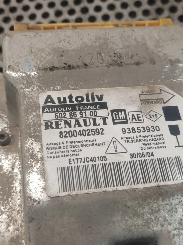 MODUŁ AIRBAG TRAFIC II 8200402592