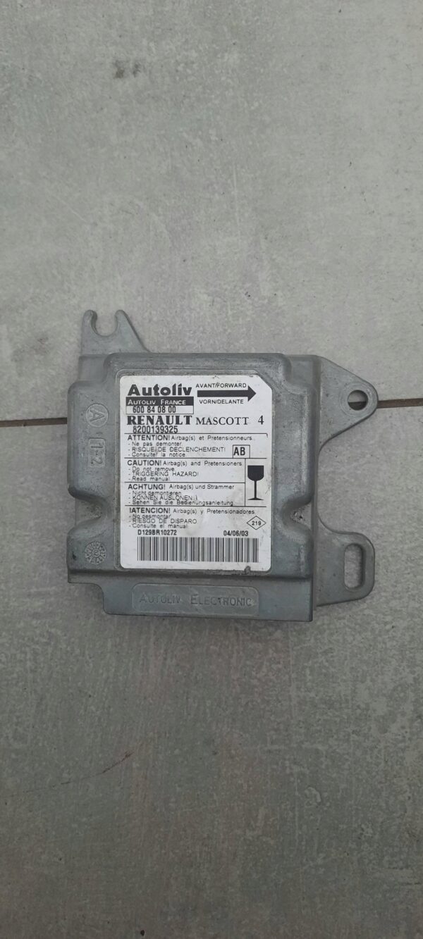 MODUŁ STEROWNIK AIRBAG RENAULT MASTER 8200139325
