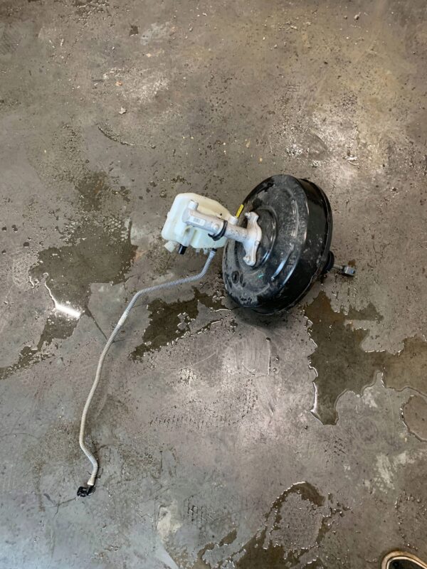 WSPOMAGANIE HAMULCA TRAFIC III 93868495 472102348R 93459281