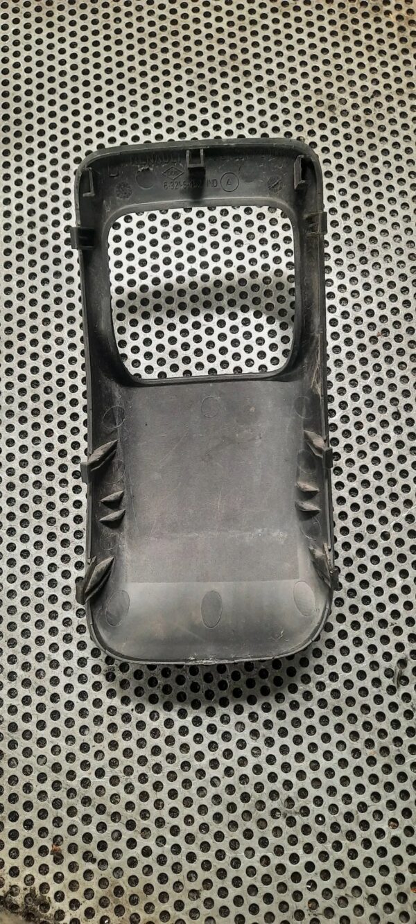 RAMKA DESKI RENAULT MASTER 6321S452