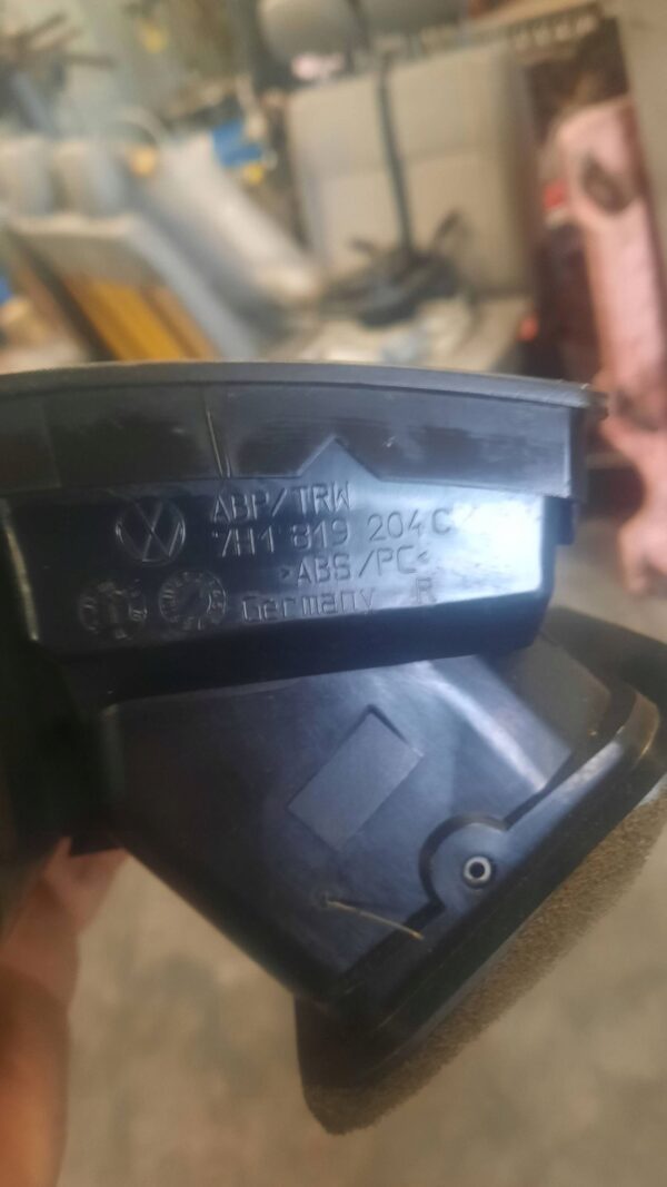 BOCZNA KRATKA NAWIEWU DESKI ROZDZIELCZEJ VW T5 03-15 7H1819204