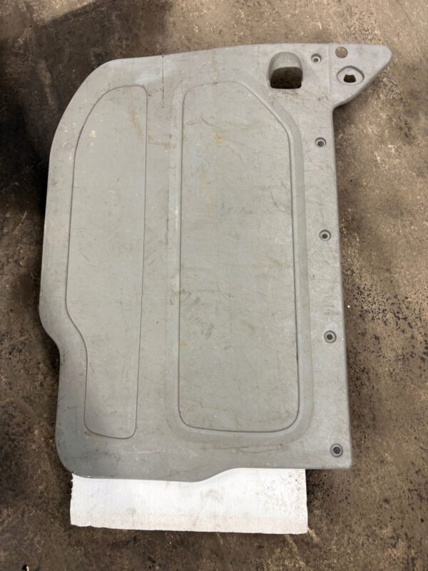 POSZYCIE DRZWI PRZESUWNYCH TRAFIC II 7700313081