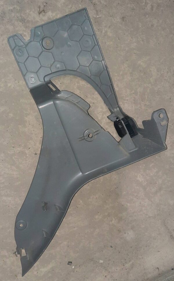 OSŁONA SŁUPKA LEWY PRZÓD SPRINTER W906 A9066880206