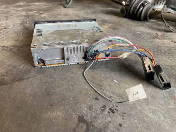 PANEL RADIOODTWARZACZ CD DVD GPS TRAFIC II VIVARO 039886 1545749 CDXGT33U