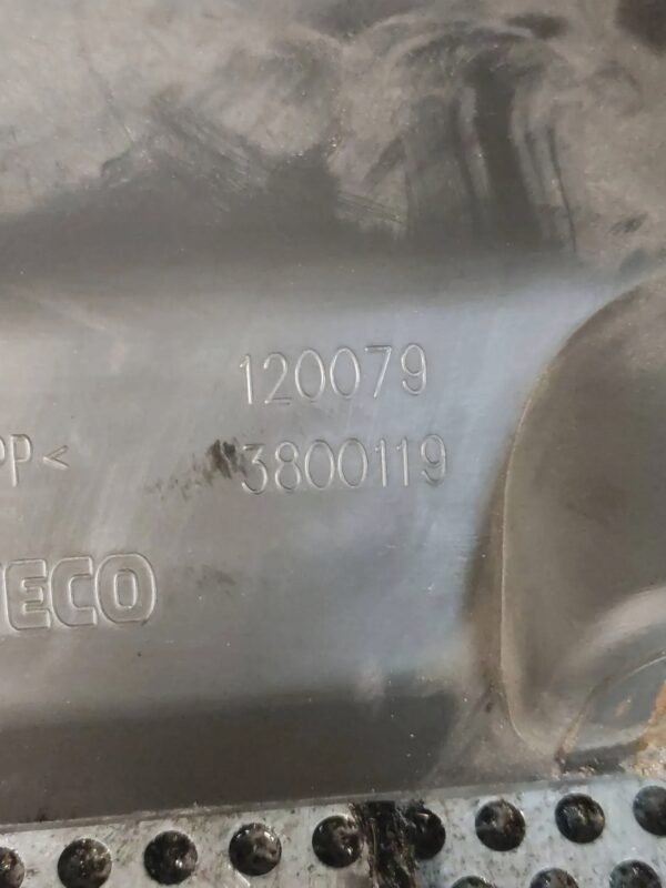 OSŁONA DŹWIGNI HAMULCA RĘCZNEGO IVECO DAILY IV 3800119