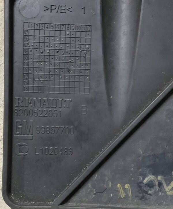 OSŁONA WLOT CHŁODNICY TRAFIC II 8200522651