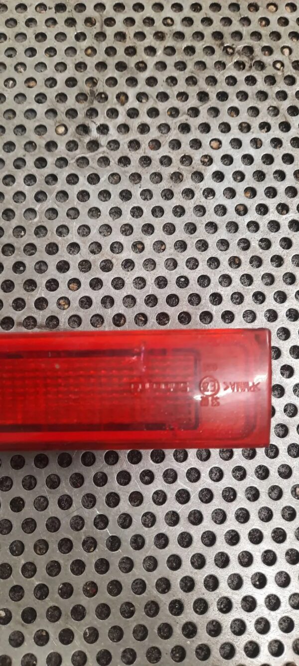 ŚWIATŁO STOP VOLKSWAGEN T5 27050600