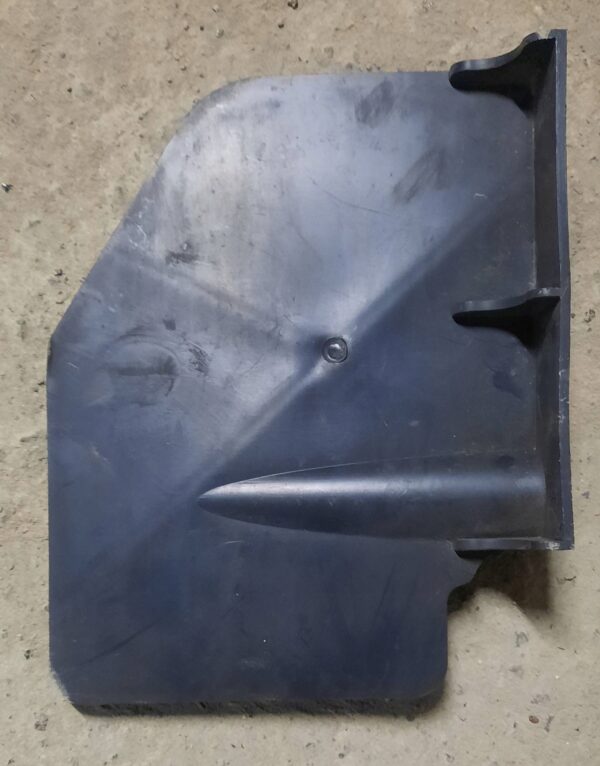 OSŁONA WLOT CHŁODNICY TRAFIC II 8200522651