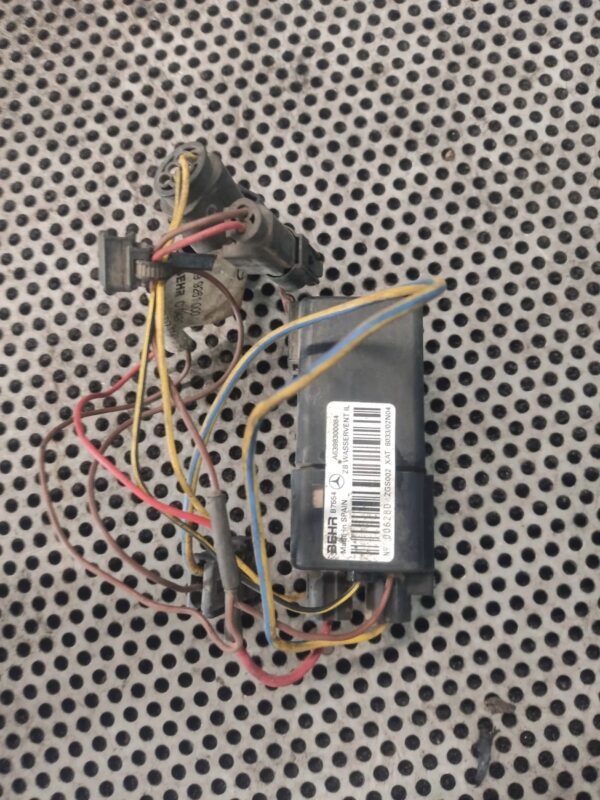 PRZEKAŹNIK POMPY PALIWA VITO W639 A6398300084