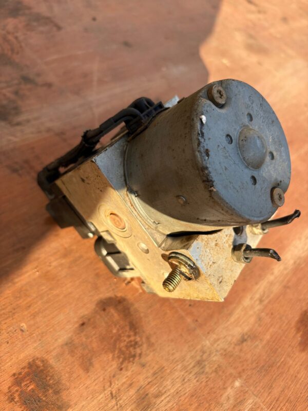 300305da0a9d21cdf8bb32cf93f9947d