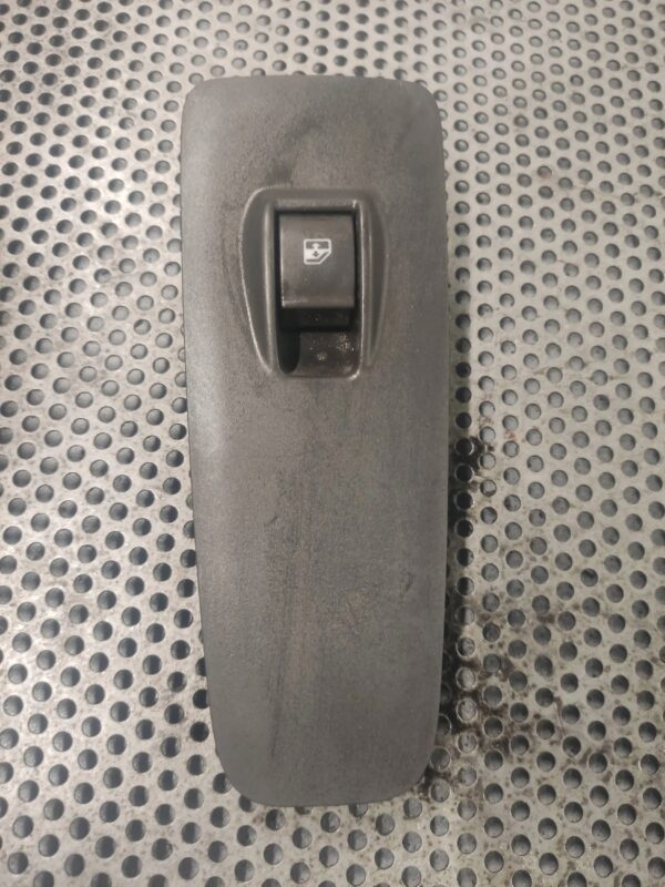 945e4fc9fae95e3ec9fd408e10258179