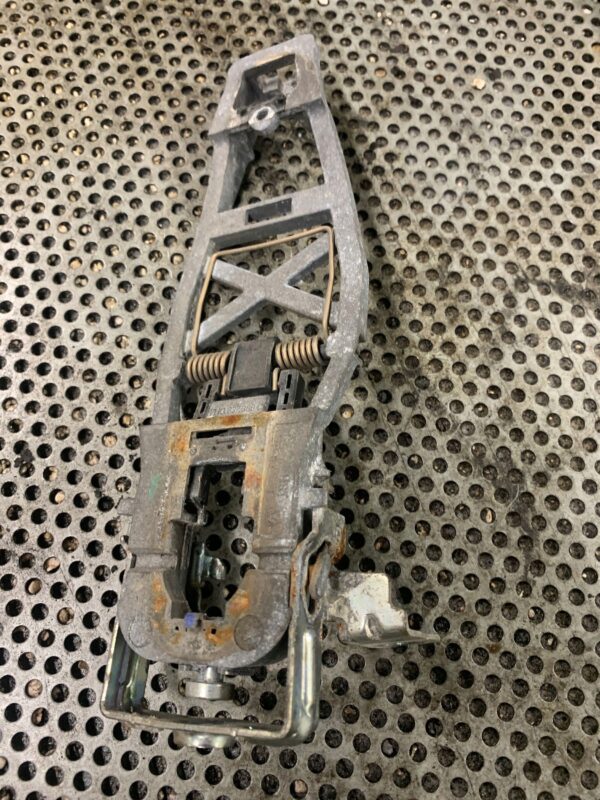 58d2ad2e5930756d595feff1e234b6d8