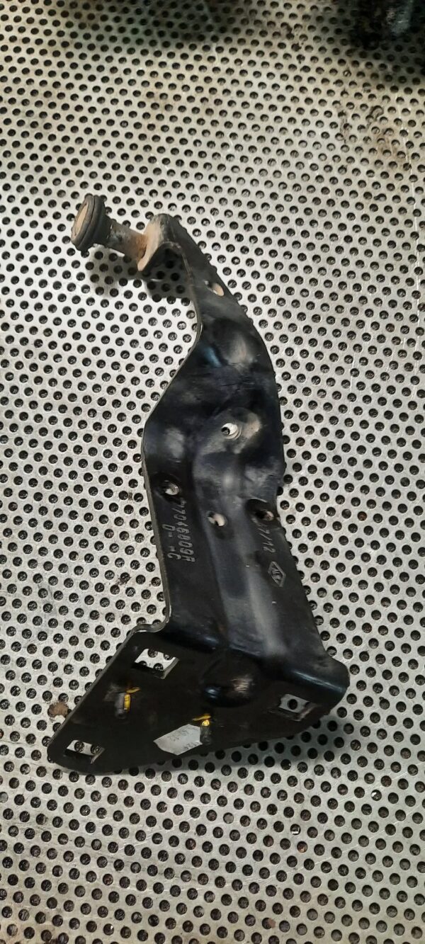 694d777c25aa0a3b57d4ea103b29cedc