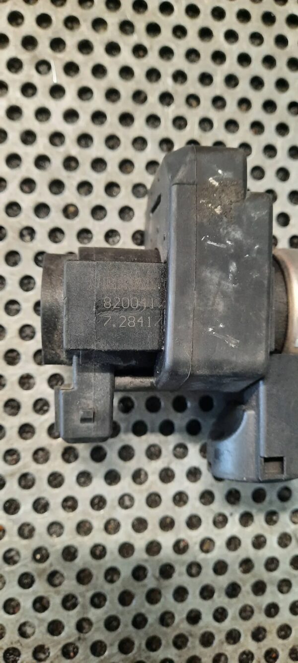 ZAWÓR PODCIŚNIENIA RENAULT 820041