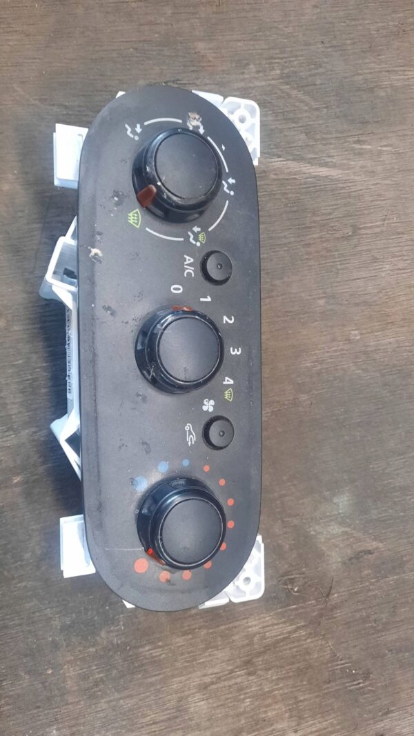 33071b108053dfa36d8413548fc48eb3