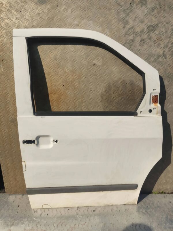 DRZWI PRZEDNIE PRAWE MERCEDES VITO VIANO W638 72