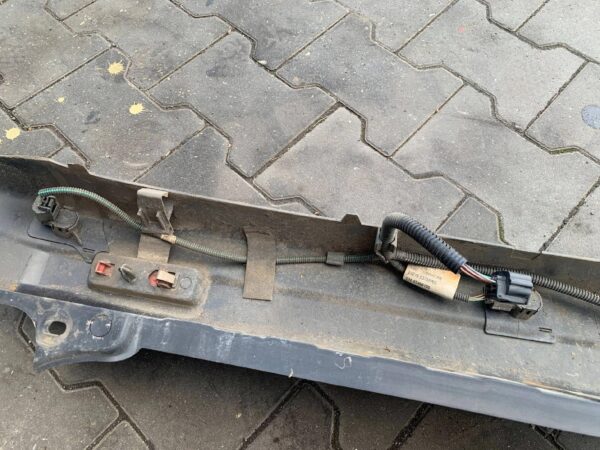 ZDERZAK TYLNY CZUJNIK PARKOWANIA TRAFIC III 240150375R