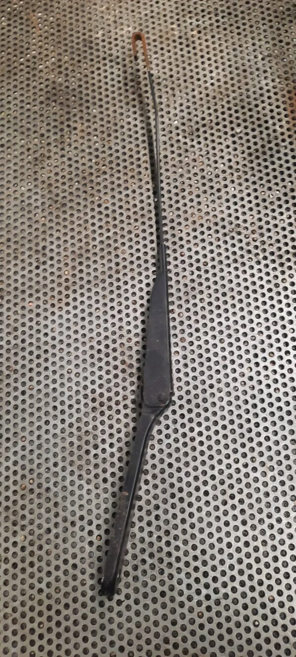 70de5b4f63356f3055b2a8046035534a