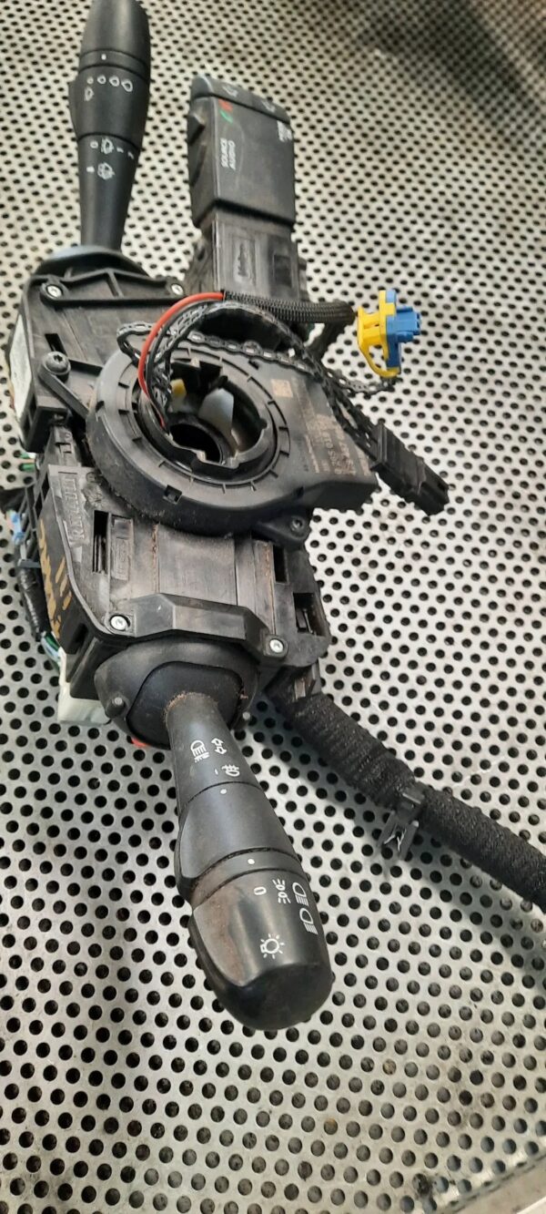 93d9dd4c1ca32efe82cc2d08a06d96a1