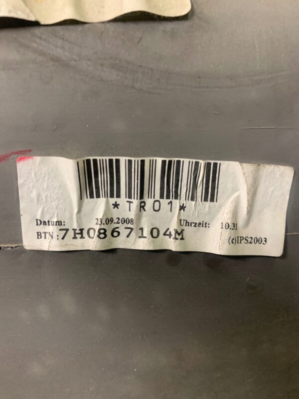 BOCZEK PRAWY VW T5 7H0867104M