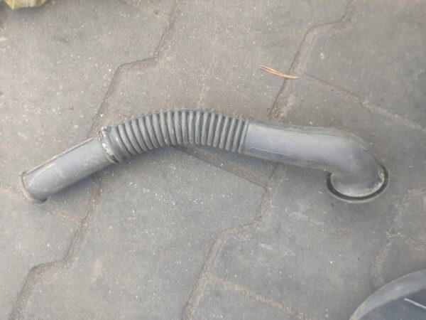 edfd6212561aa932035a3b74eee27b31