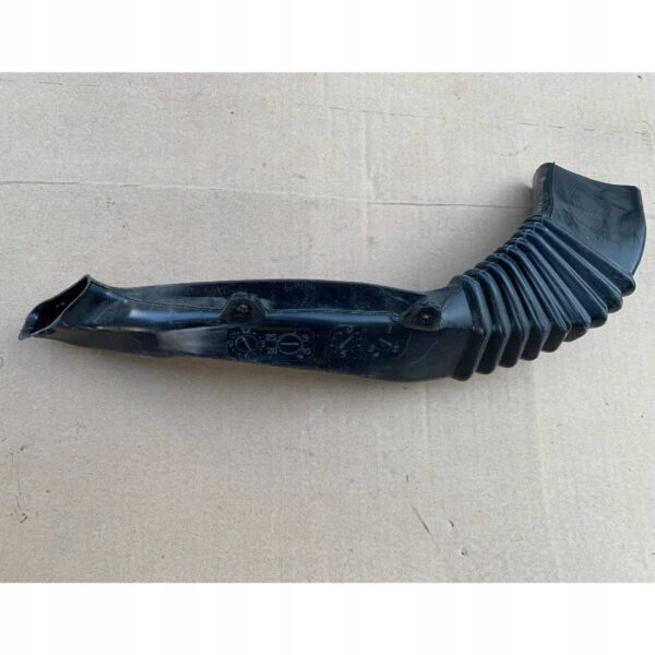 6d2455eea8851cbfcced77c17518a551.jpg KANAŁ RURA POWIETRZA KABINY A6398314045 MERCEDES VITO W639