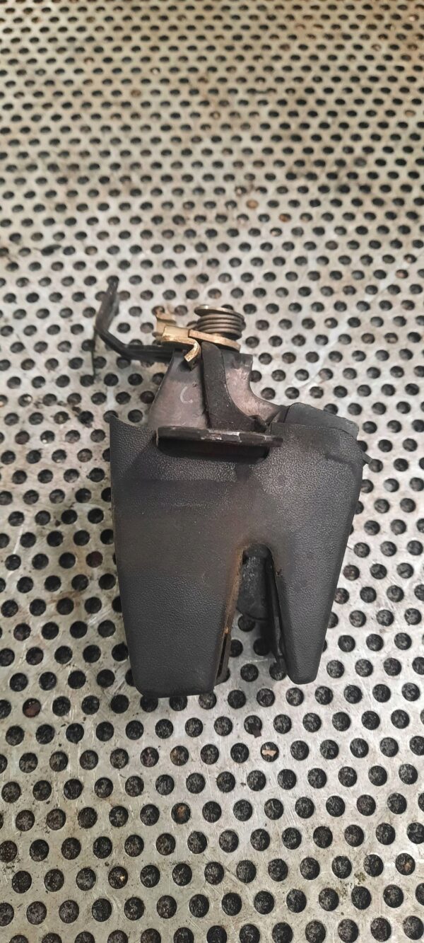 586a879dfd3cf101866b8ed95256c92e