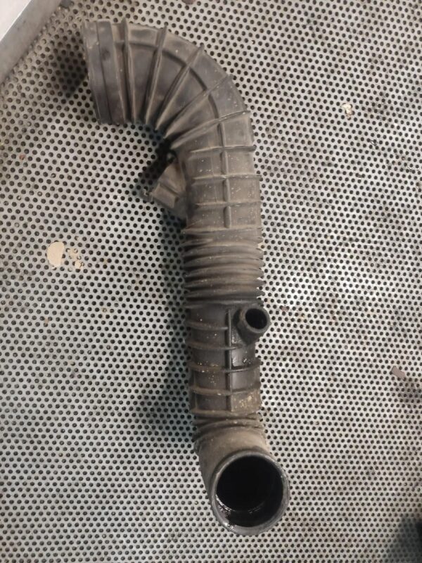 DOLOT POWIETRZA PRZEWÓD VITO W639 A6395282582