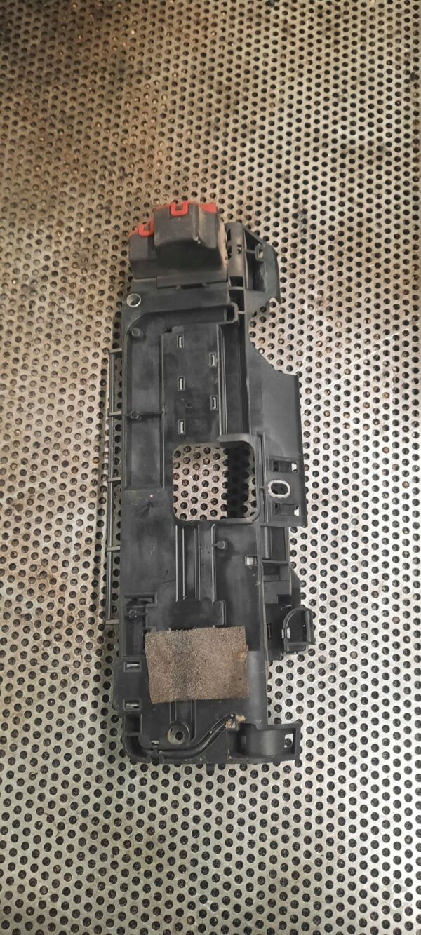 SKRZYNKA BEZPIECZNIKÓW 6C1T14A067B FORD TRANSIT