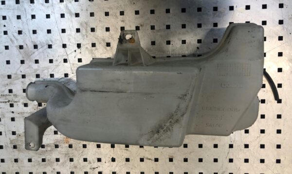 9a953bbb944787cb02e8bed30cb8bce2