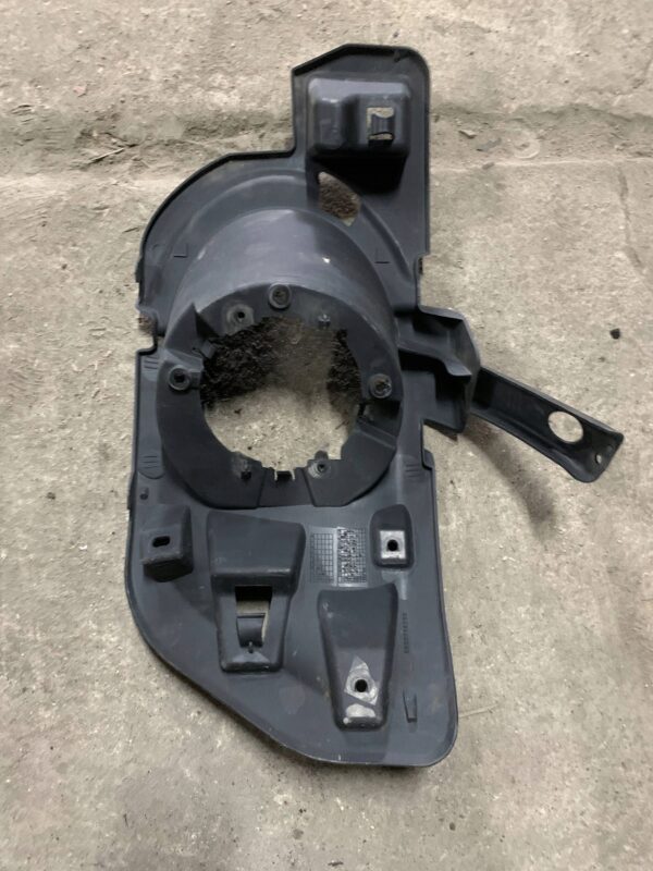 RAMKA HALOGENU CITROEN BERLINGO 9677621380