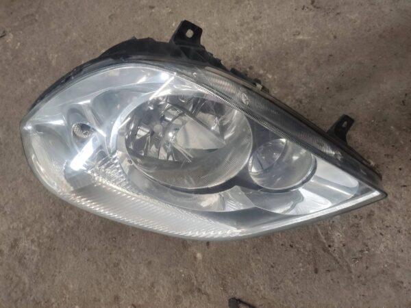 LAMPA LEWY PRZÓD SPRINTER W906 A9068200361