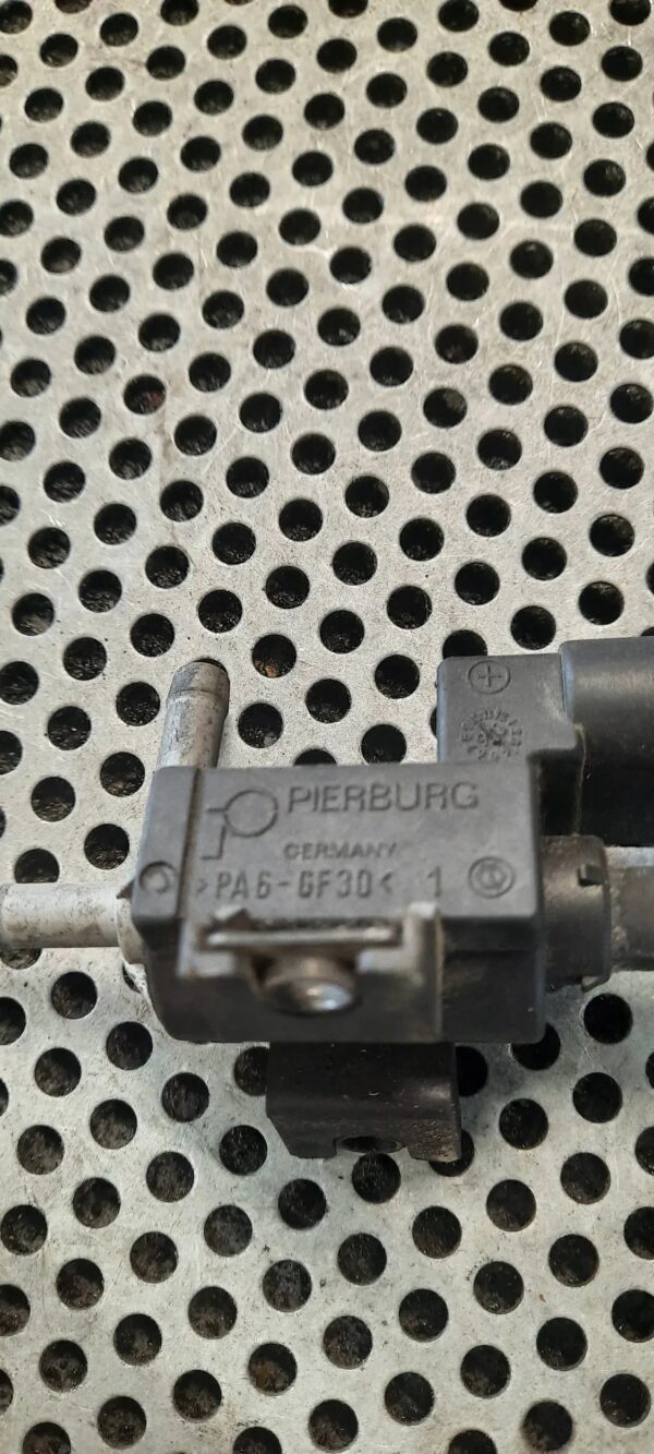 9a26b13c4f584e98567cadbeffa18682