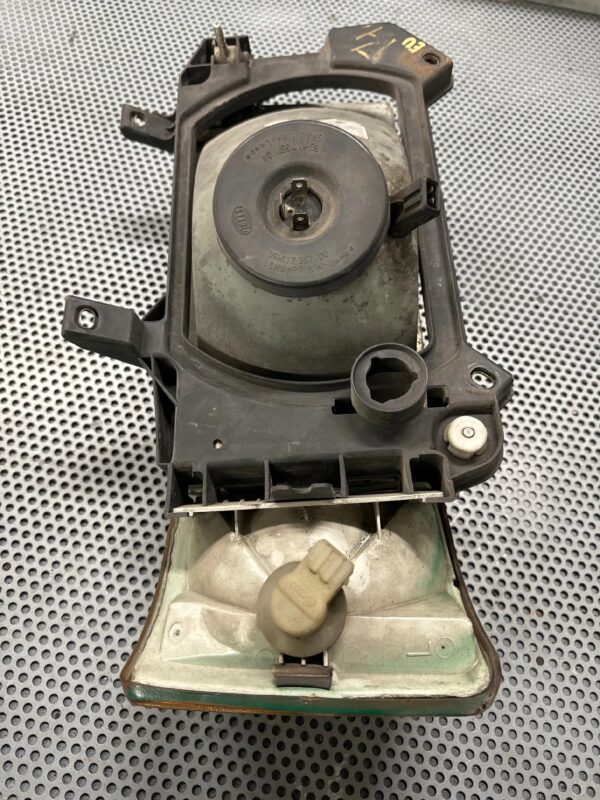 LAMPA LEWY PRZÓD EUROPA VOLKSWAGEN T4