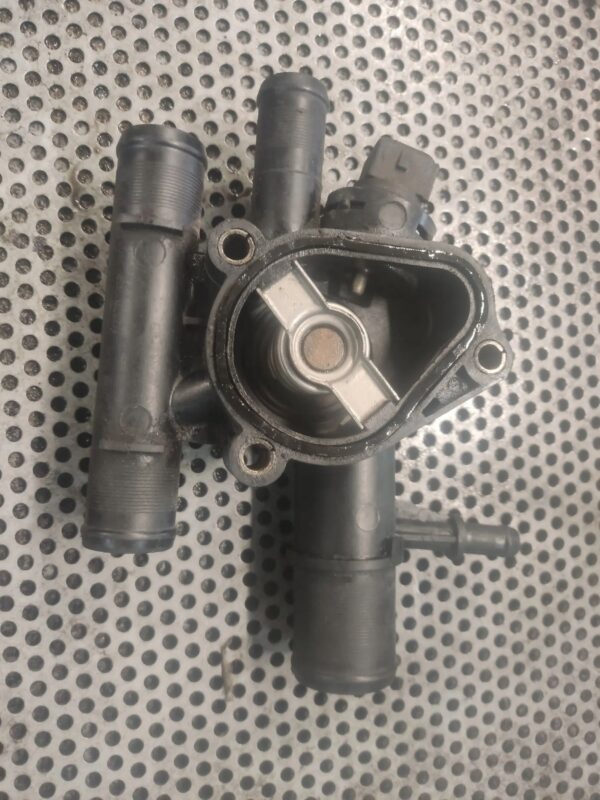 USZCZELKA TERMOSTATU RENAULT MASTER II 1.9 DTI