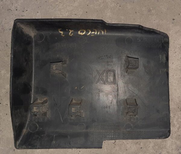 LISTWA BOCZNA PRAWA IVECO DAILY III 500326801