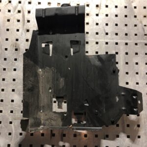 OBUDOWA MOCOWANIE KOMPUTERA TRAFIC 8200413340