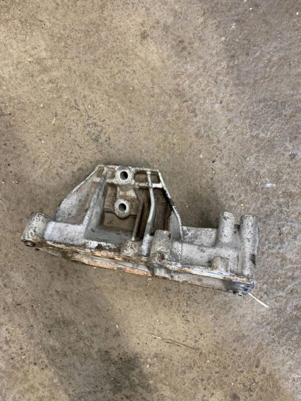 ŁAPA MOCOWANIE SILNIKA DUCATO 504386159