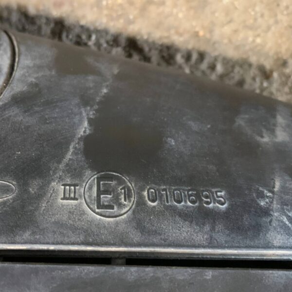 ELEKTRYCZNE LUSTERKO BOCZNE LEWE E1010695 VOLKSWAGEN POLO