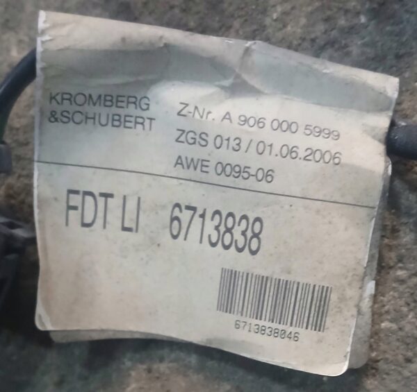 WIĄZKA PRZEWODÓW DRZWI PRAWYCH PRZESUWNYCH SPRINTER W906 A9060005999