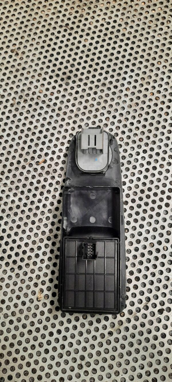 ca0a475a963f7a5c255d8789a17655b8