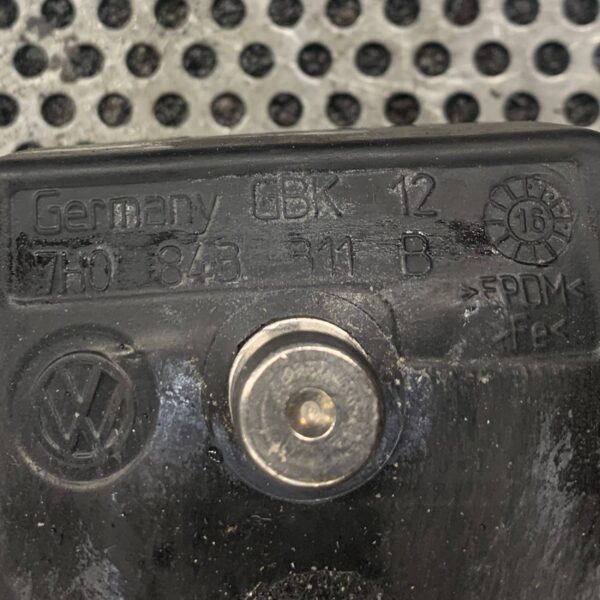 ODBÓJ OGRANICZNIK DRZWI BOCZNYCH PRZESUWNYCH VOLKSWAGEN T6