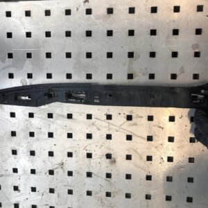 MOCOWANIE ZDERZAKA LEWY PRZÓD VW T5 7H0807183A